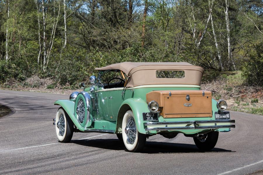  Duesenberg J451/2468 Tourster LWB by Derham 1931 года  (фото 13 из 17)